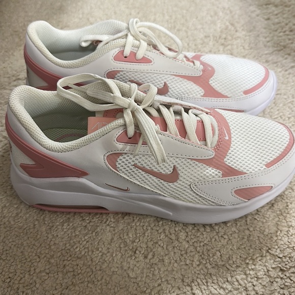 NIKE Air Max Bolt Sneaker - Picture 3 of 4